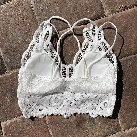 NEW! White Flower Crochet Lace Strappy Bralette - Picture 8 of 9